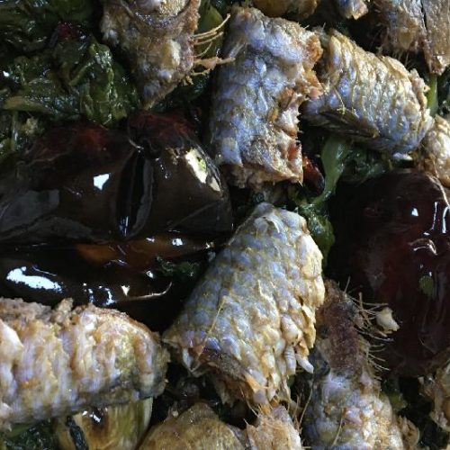 Acelgas con sardinas saladas
